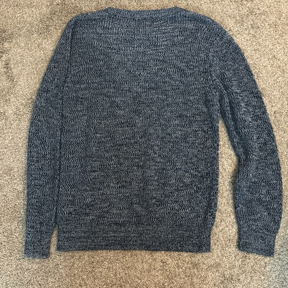 H&M Sweater - Picture 2 of 3